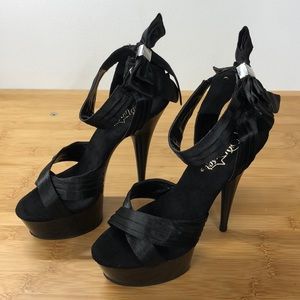 Pleaser Delight Black Heels